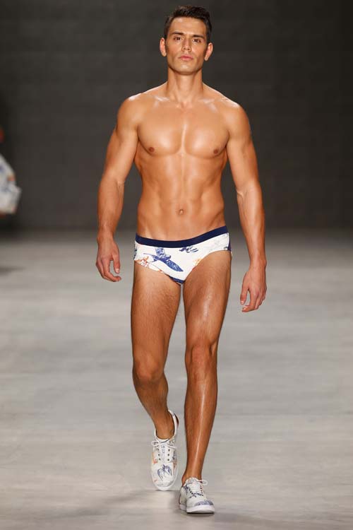 Niyazi Erdogan: Runway - MBFWI Spring/Summer 2015